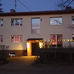 Jaervevaatega Majutuskoht *