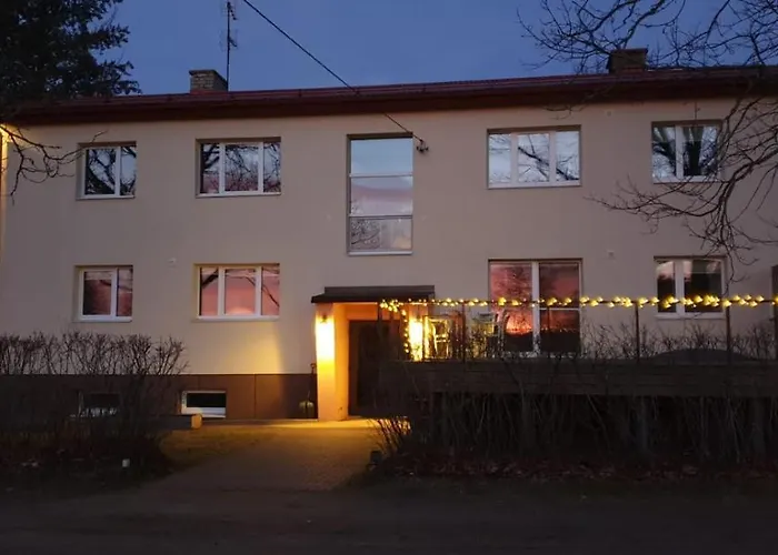 Jaervevaatega Majutuskoht *