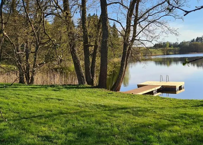 Jaervevaatega Majutuskoht *