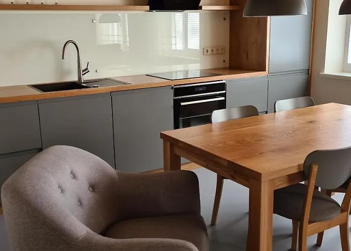 Jaervevaatega Majutuskoht Apartamento *